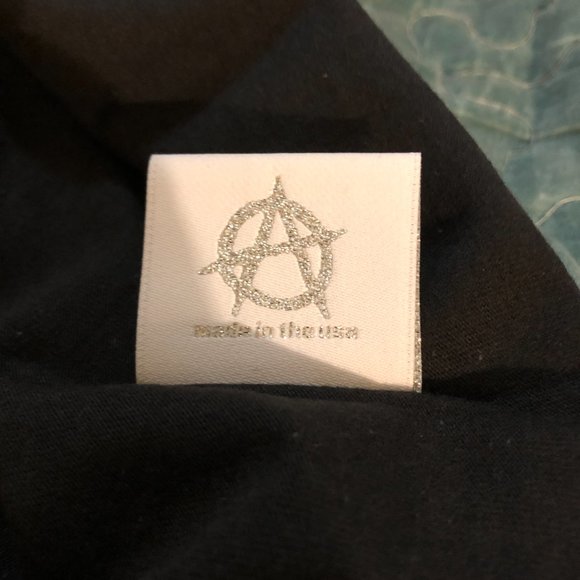 Revenge Lightning Spider T-shirt Black - Picture 7 of 7